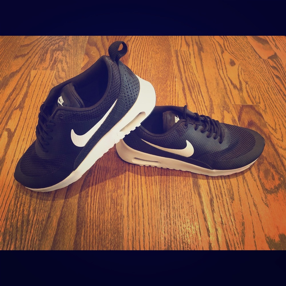 Nike Air Max Thea Sneakers